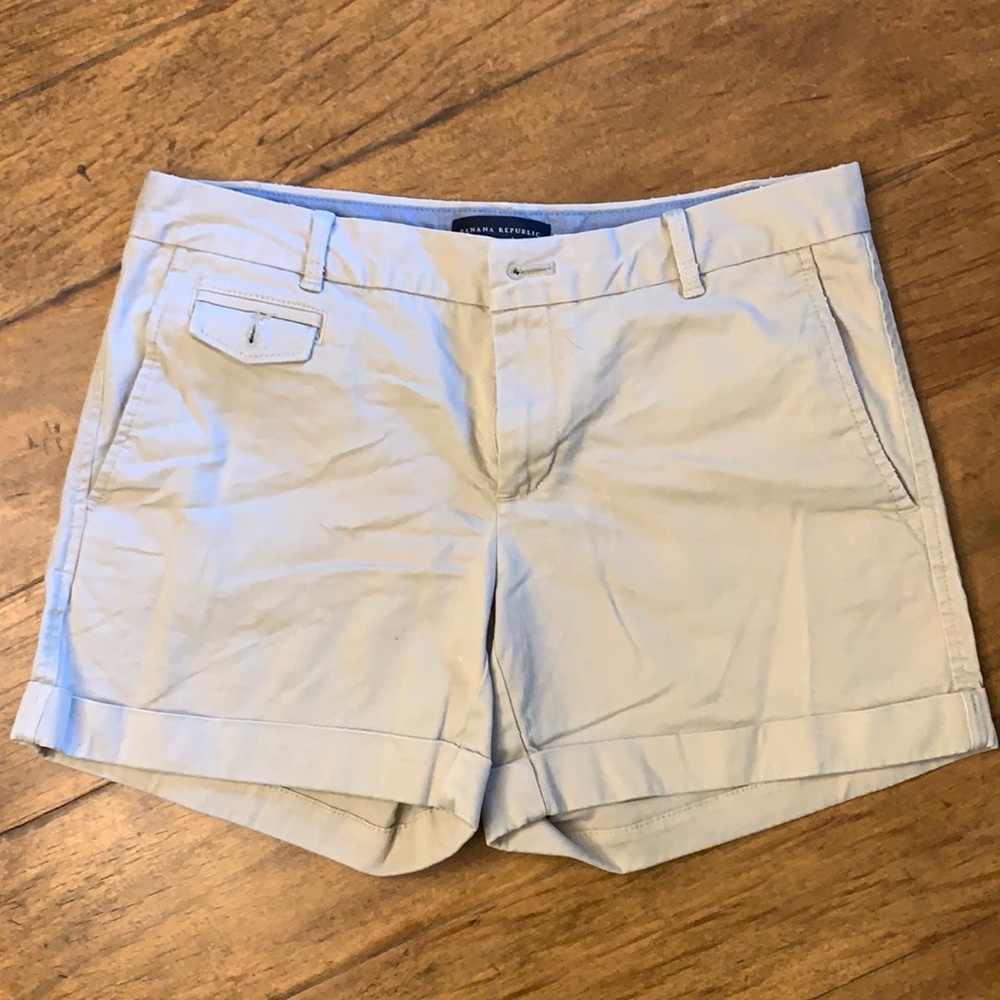 Banana Republic khaki shorts